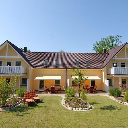 Eulenhof Ruegen Apartment Путбус Екстериор снимка