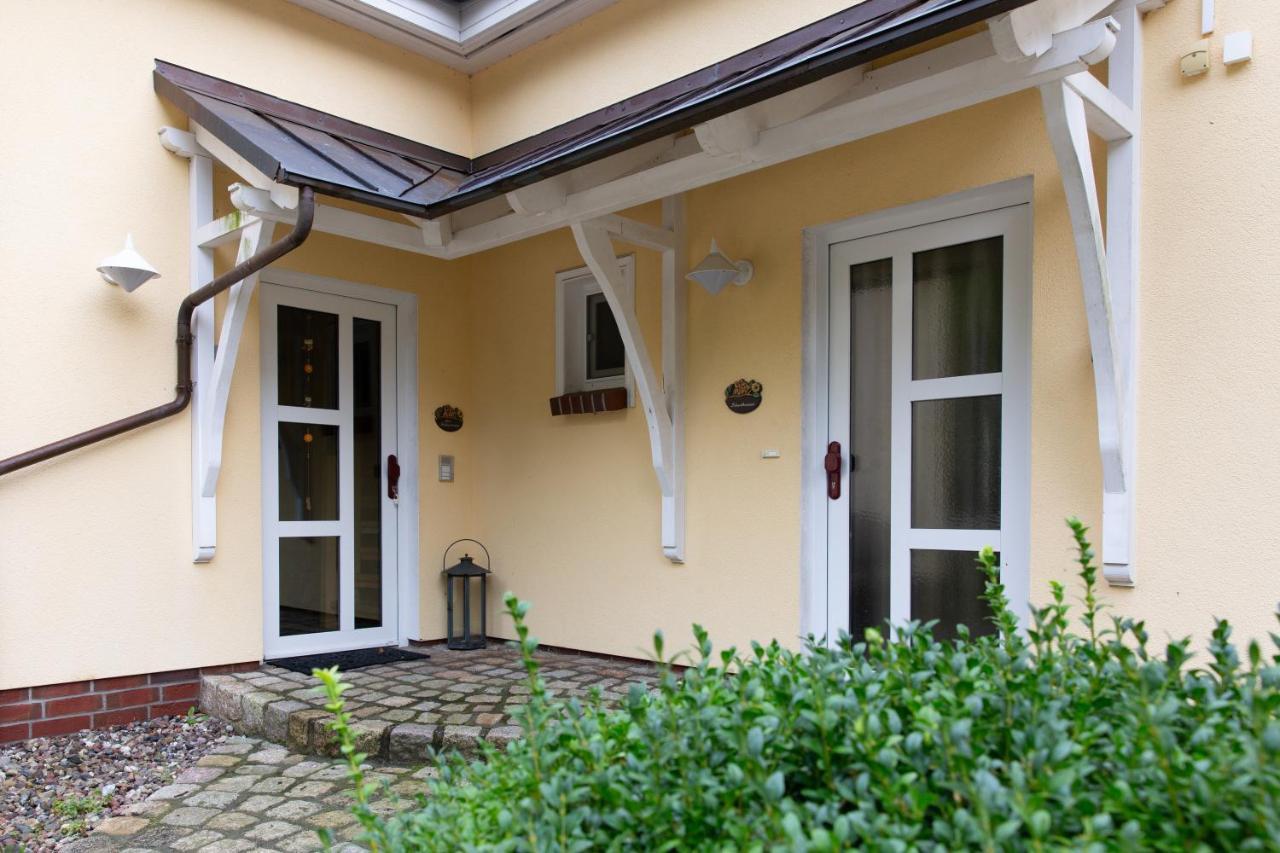 Eulenhof Ruegen Apartment Путбус Екстериор снимка
