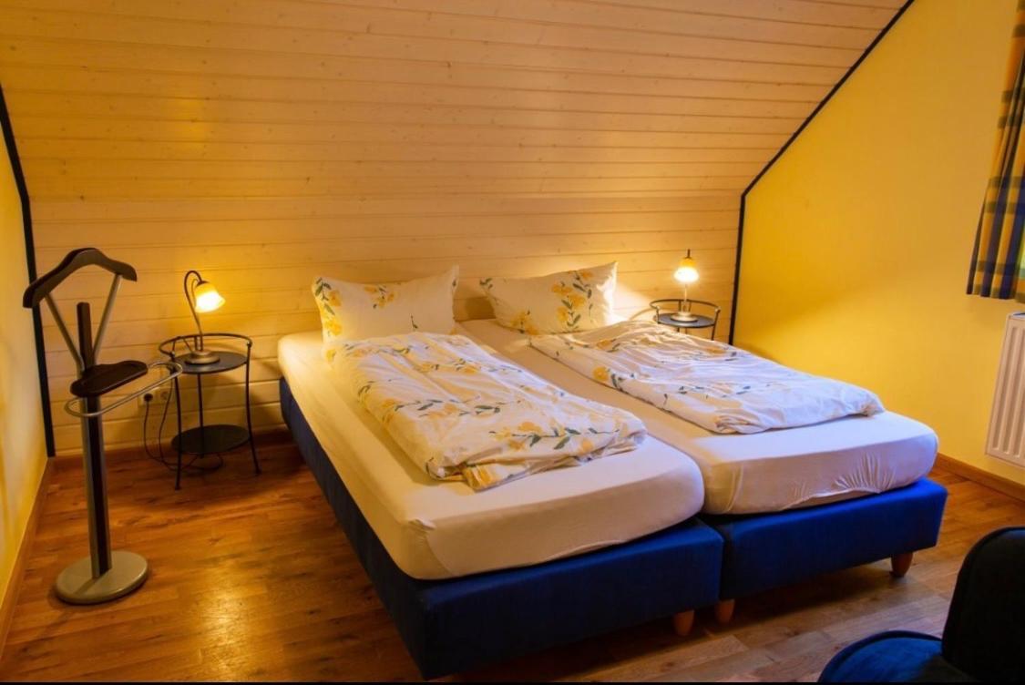 Eulenhof Ruegen Apartment Путбус Екстериор снимка